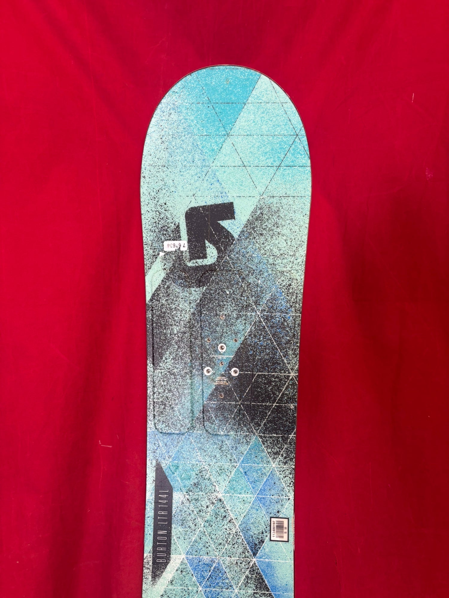 burton ltr 144 cm snowboard w/ Bindings, 144cm but used BURTON Progression LTR Snowboard 144CM