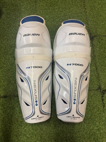 Senior Bauer Nexus N7000 Shin Pads 14" (Used)