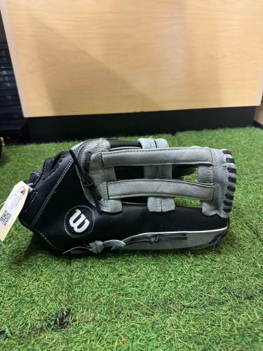 Adult Wilson Elite RH Outfield Softball Glove 14" (Used)