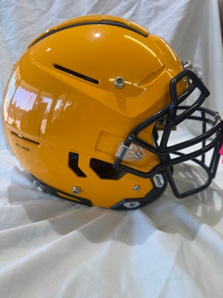 f7 helmet yellow EGOP V-NB-VC FACEMASK without the use of a handheld pump Boasts a sleek Schutt Yellow Collegiate Football Helmet