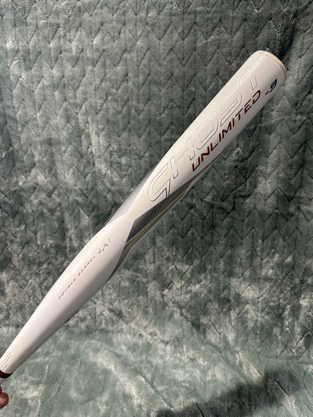White 2023 Easton Ghost Unlimited Composite Bat (-9) Composite 25 oz 34" (Used)
