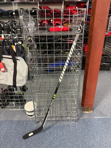 Intermediate Warrior Alpha LX 30 RH Hockey Stick W03 70 Flex (New) 3 for 300 2 for 225