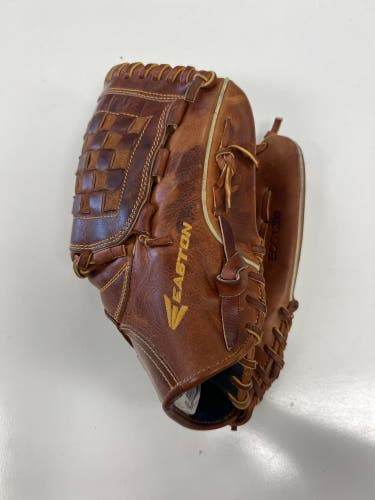 Easton Core RH Baseball Glove 12" (Used)
