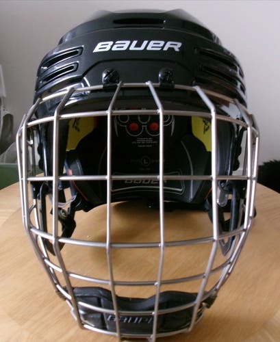 Large Bauer Re-Akt 75 Helmet - Black (Used)
