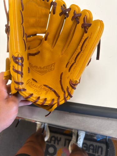 Rawlings Gamer XLE RH Pitcher's Baseball Glove 11.75" (New)