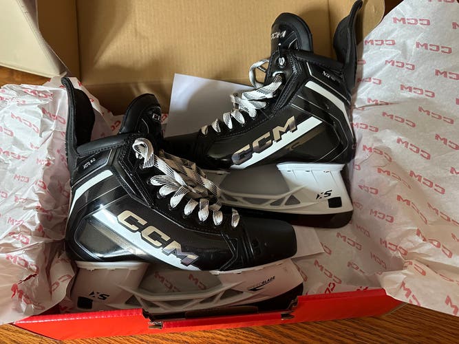 2026 CCM Tacks XR 90 Hockey Skates Regular Width 9 (Used)