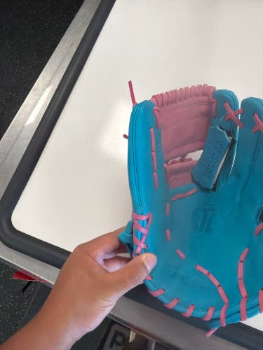 Franklin CTZ5000 RH Pitcher's Baseball Glove 12" (New)