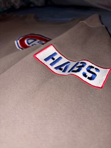 Adult Unisex Medium Mitchell & Ness Montreal Canadiens Sweatshirt (Used)