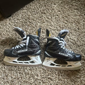 2016 Bauer Supreme S190 Hockey Skates Regular Width Size 4 (Used)