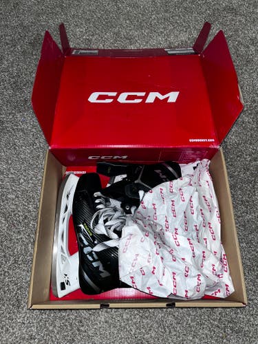 Black CCM Tacks Vector Plus Hockey Skates Wide Width 10 (New)