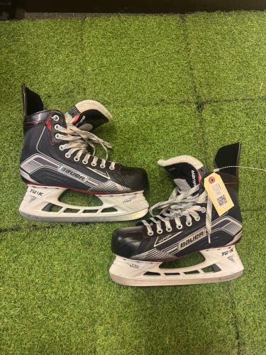 Senior Bauer Vapor X500 Hockey Skates Extra Wide Width 8 (Used)