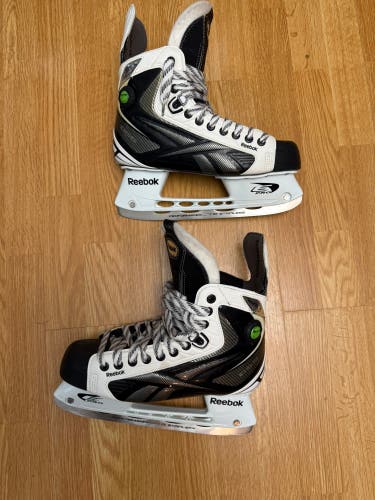 RARE FIND EXCELLENT CONDITION 2010 Reebok 10K Pump Hockey Skates