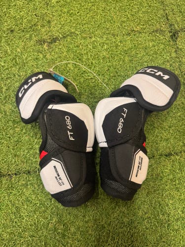 Junior Medium CCM JetSpeed FT680 Elbow Pads (Used)