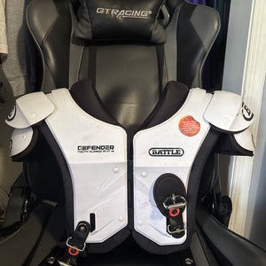 Extra Large Youth Battle Defender Shoulder Pads (Used)