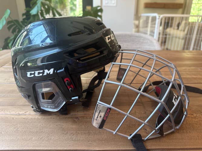 Small CCM Tacks 110 Helmet (Used)