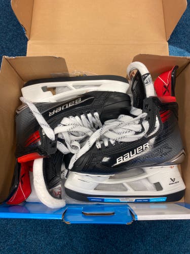 NEW Bauer Vapor X5 Pro Hockey Skates Size 6.5 Fit 2