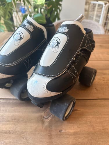 Inline Skates Size 6 (Used)