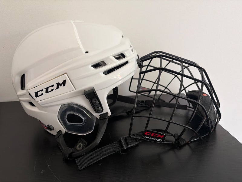 Small CCM Tacks 910 Helmet (Used)