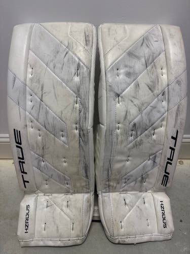 28" True HZRDUS Goalie Leg Pads (Used)