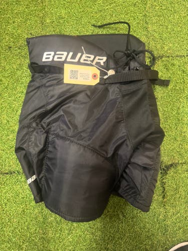 Youth Medium Bauer Lil Sport Hockey Pants (Used)