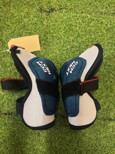 Youth Large CCM Next Elbow Pads (Used)