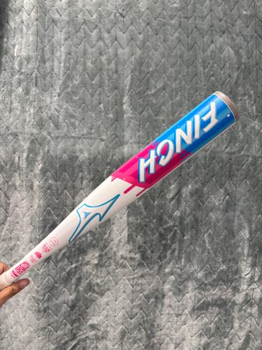 Pink 2026 Mizuno Finch Alloy Bat (-13) Alloy 15 oz 28" (Used)