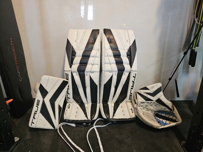 2023 True 9X3 Regular Goalie Full Set (Used)