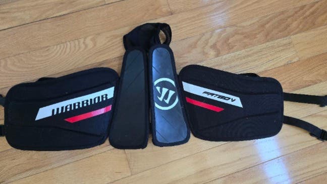 Adult Medium Warrior fatboy 5 Rib Pad (Used)
