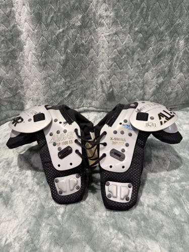 XS Youth All Star Shoulder Pads (Used)