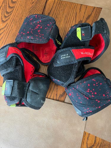 Intermediate Large Bauer Vapor 3X Elbow Pads (Used)