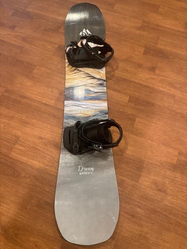 Women's Jones Dream Weaver Snowboard With Bindings 148 cm (Used)