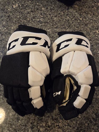 CCM HGSTPP Gloves 14" Pro Stock (Used)
