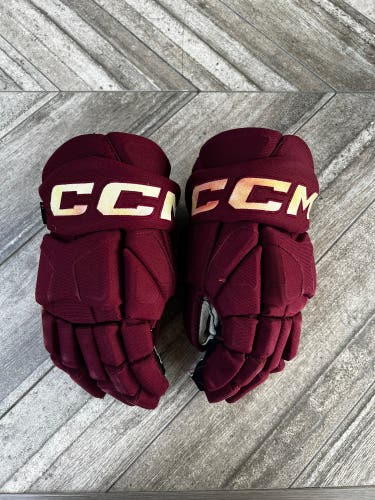 Maroon and Gold hockey gloves