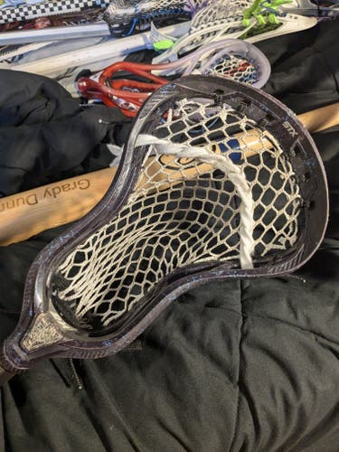 Stx magnet 2k black marble dye