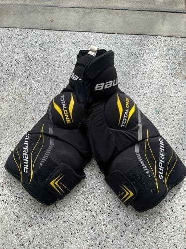 Large Bauer Inline Girdle (Used)