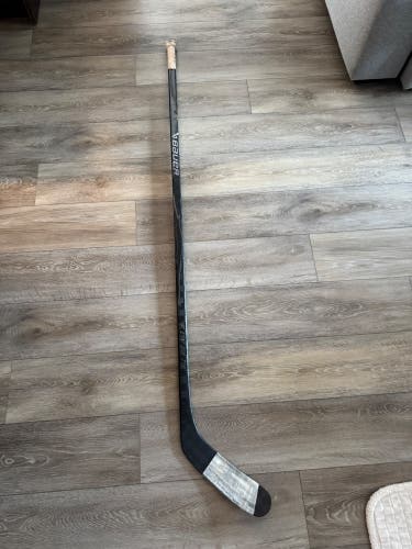 Senior Bauer Twitch Left Hand Hockey Stick P28 82 Flex Pro Stock (Used)-Conor Geekie