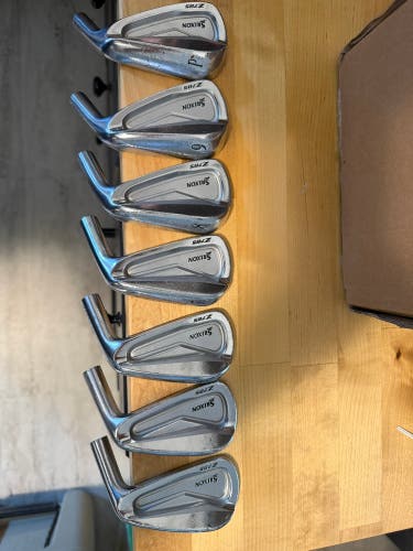 Srixon Z785 Right Handed Iron Set (HEADS ONLY)