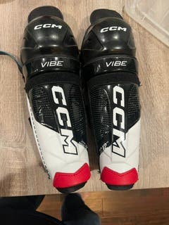 Junior CCM 12" Shin Pads (Used)