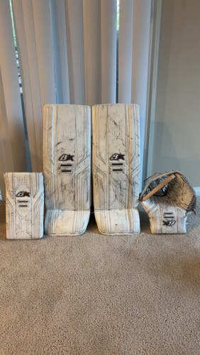 29" Brian's Optik x3 Regular Goalie Full Set (Used)