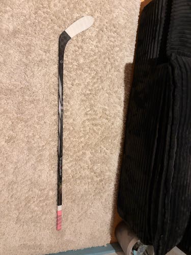 Junior Bauer Proto-R Right Handed Hockey Stick P28 50 Flex (Used)