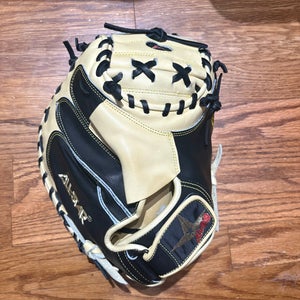 Brand new 35 inch All Star Pro elite RH Catcher's Baseball Glove 35" (New)