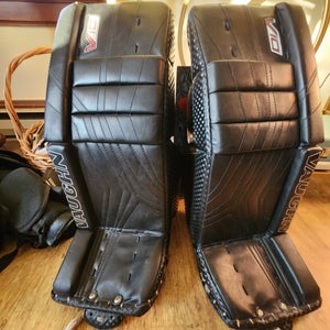 26" 2023 Vaughn V10 Goalie Leg Pads (Used)