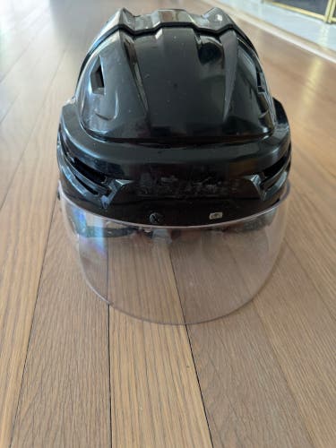 Small Bauer Re-Akt Helmet Pro Stock (Used)