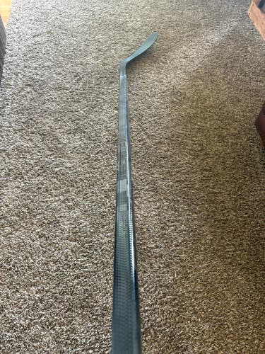 Senior CCM Ribcor Trigger 10 Pro Right Handed Hockey Stick P28 70 Flex Pro Stock (New)