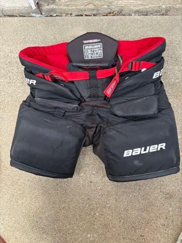 Junior Large Bauer Hockey Goalie Pants (Used)