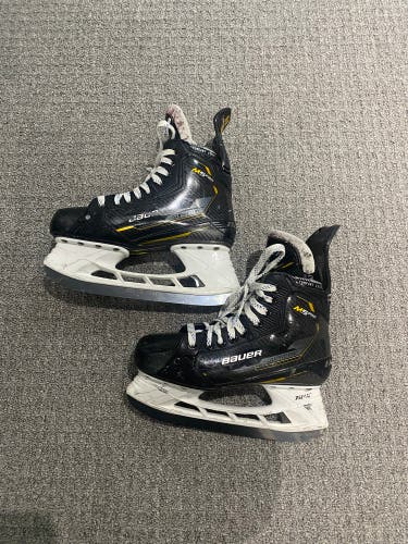 Black 2022 Bauer Supreme M5 Pro Hockey Skates 6 (Used)
