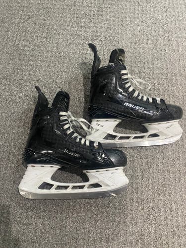 Black 2022 Bauer Supreme Mach Hockey Skates 6.5 (Used)
