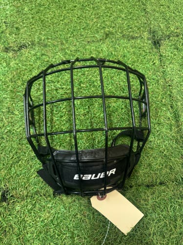 Junior Medium Bauer Profile II Full Cage (Used)