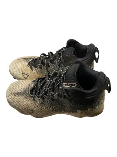 Used Under Armour Jr FB Cleats Black Junior 01.5 11847-S000037355