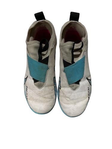 Used Nike Soccer Indoor Shoes White Youth 06.0 11847-S000037332